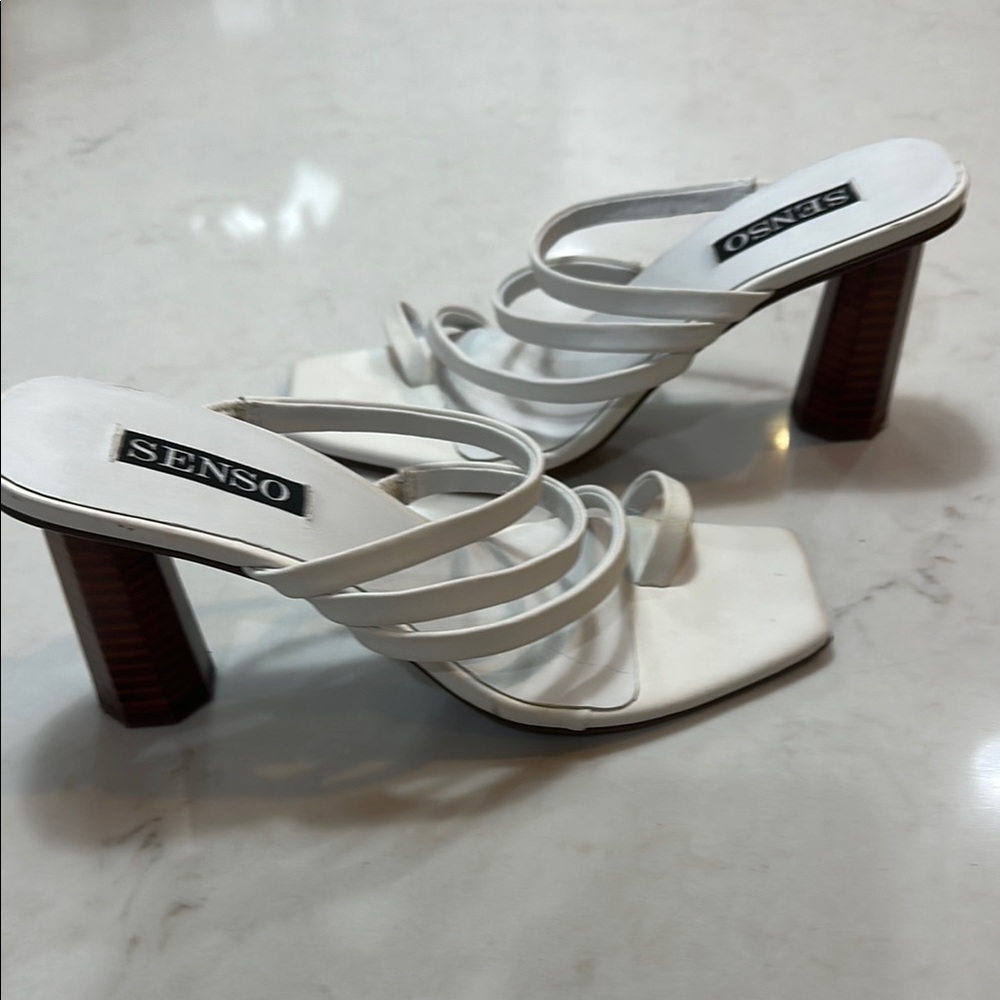 Senso White Strappy Heeled Sandals - size 7